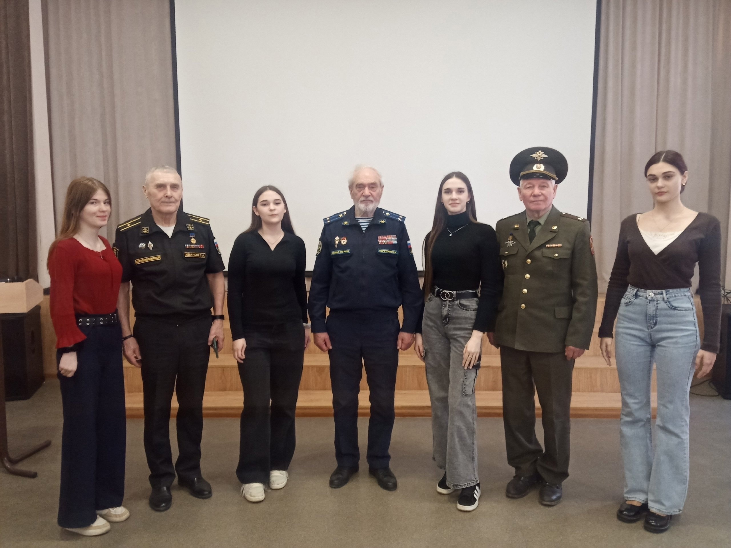 Как стать космонавтом?.