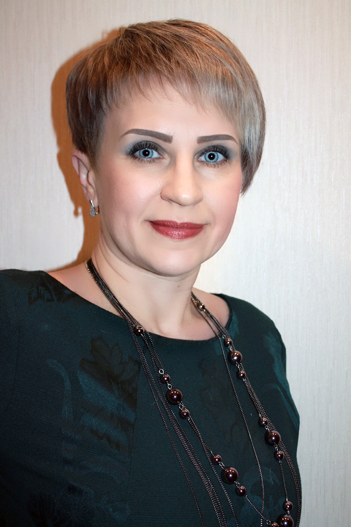 Лазарева Елена Александровна.